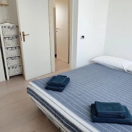 Grazioso Vicino Al Mare Apartmán